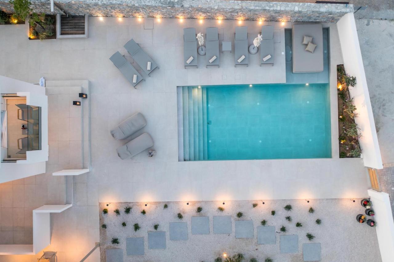 Ariadne Villa